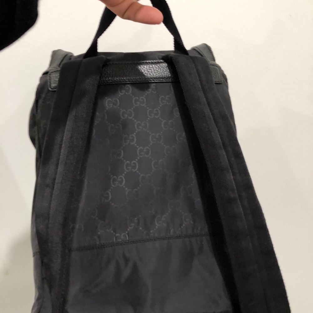 Barely used 1 month old GUCCI Backpack - Picture 5 of 5